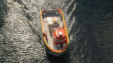 26ft Seismic Workboat på havet