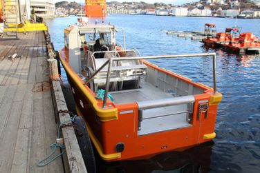 30ft Seismic Workboat i havnebasseng